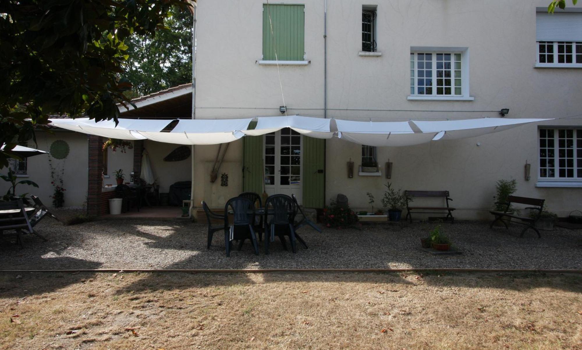Bed and Breakfast The Retreat @ Le Grand Bois à Miramont-de-Guyenne Extérieur photo