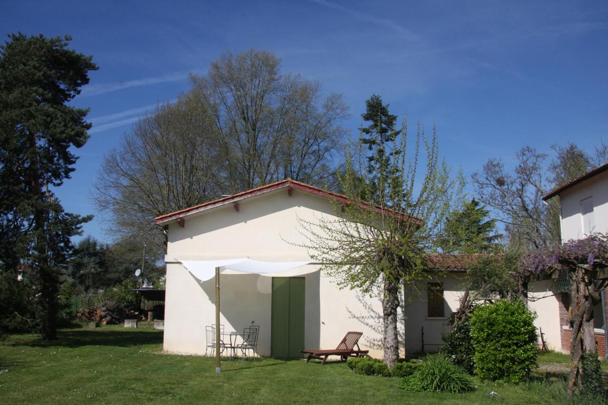 Bed and Breakfast The Retreat @ Le Grand Bois à Miramont-de-Guyenne Extérieur photo